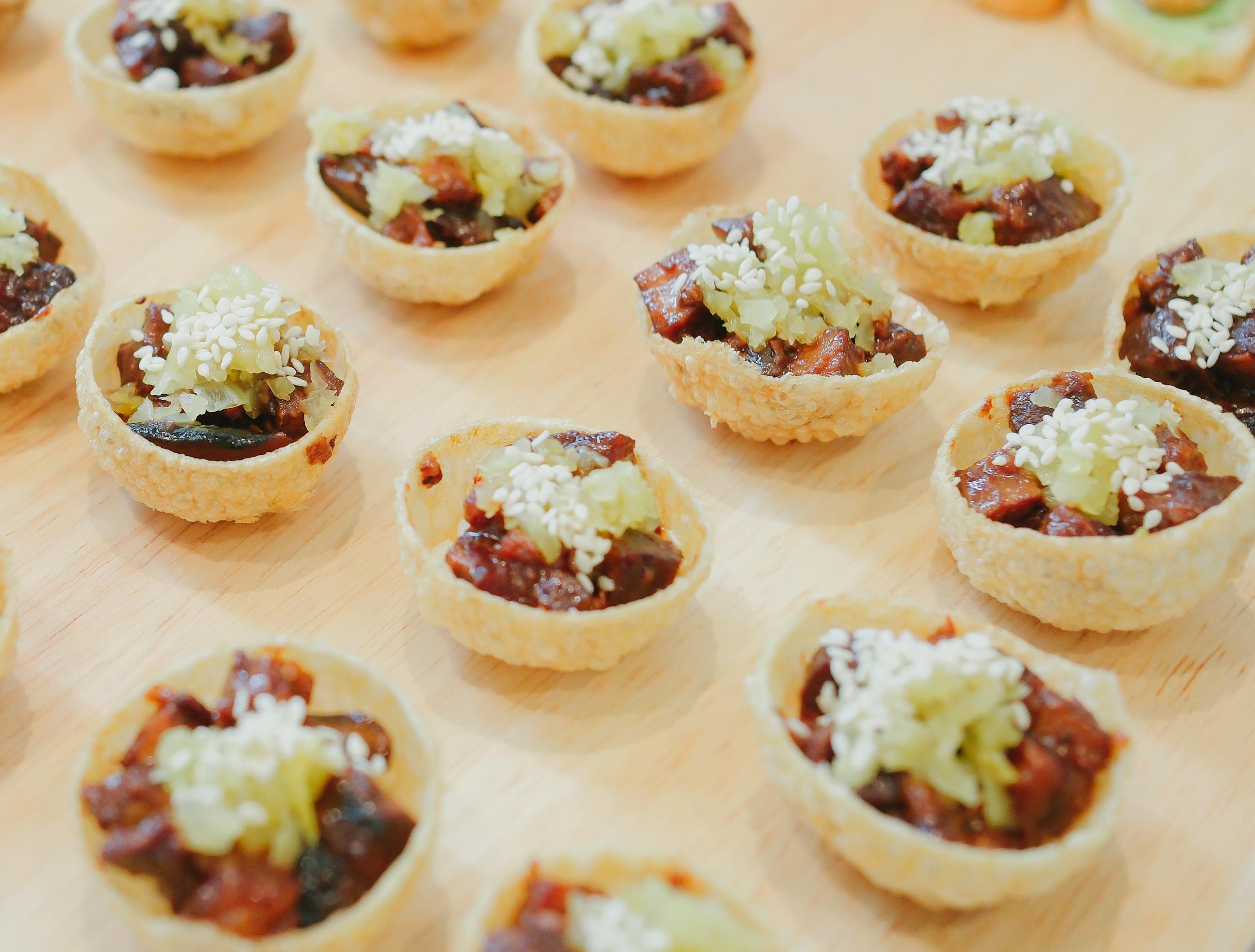 Taiwanese Style Braised Pork on Crispy Puri